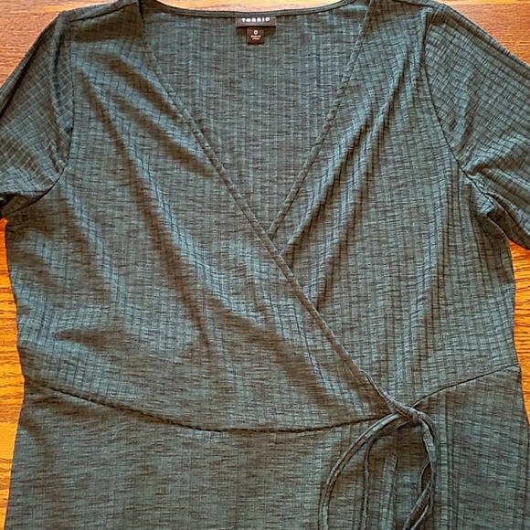 NWOT Torrid faux wrap dress - Picture 2 of 5